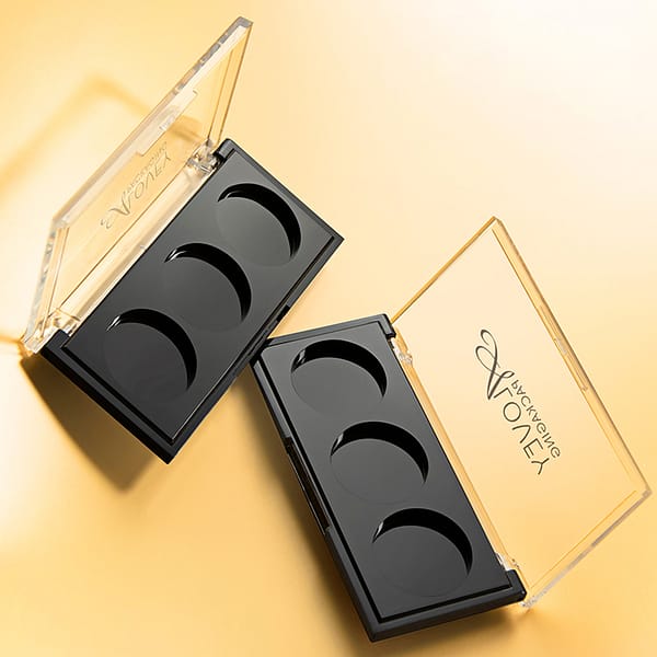 Triple eyeshadow case 